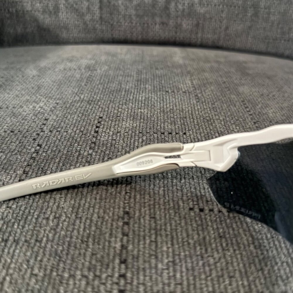 Oakley Radar EV PRIZM Polarized Blue OO9208 White-Gray Frame - Picture 6 of 9